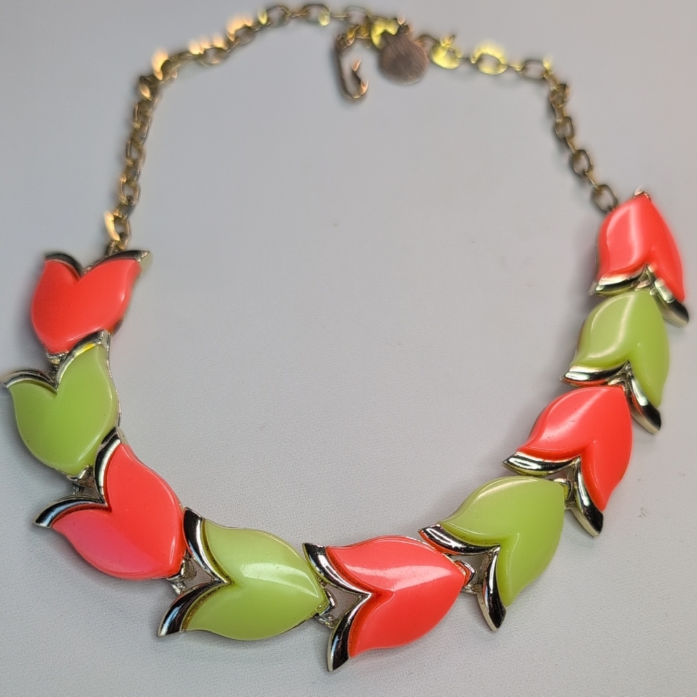 Tulip Thermoset Necklace with Neon Pink/Peach and Lime Carved Tulip Pieces